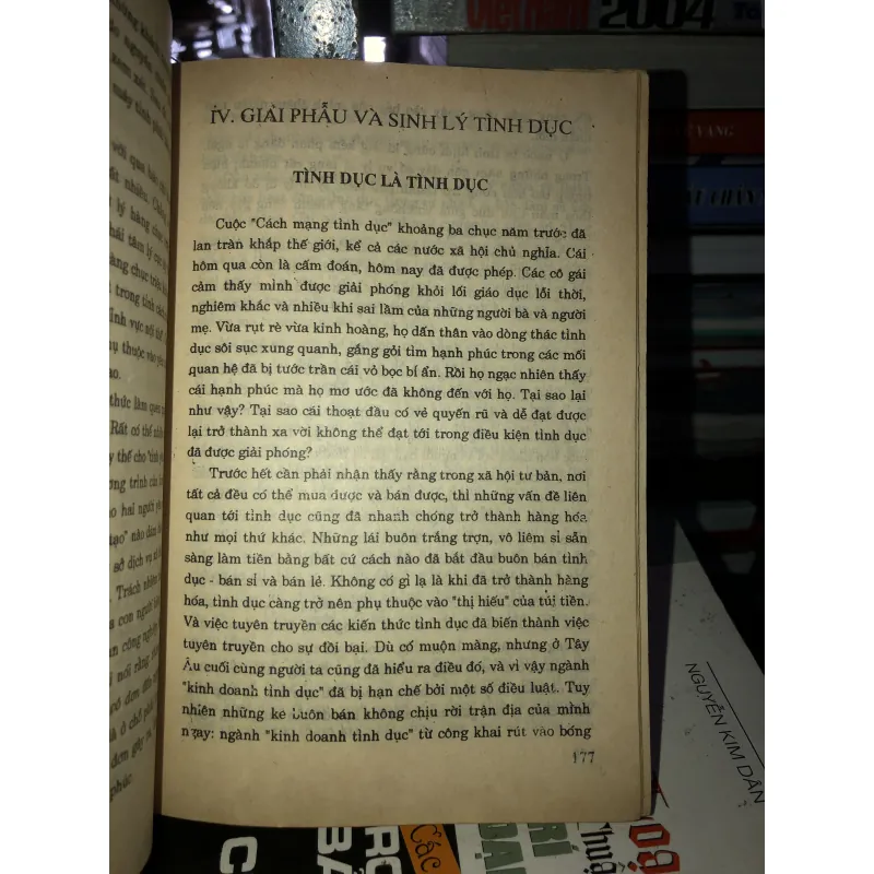 Bách khoa phụ nữ trẻ  998309