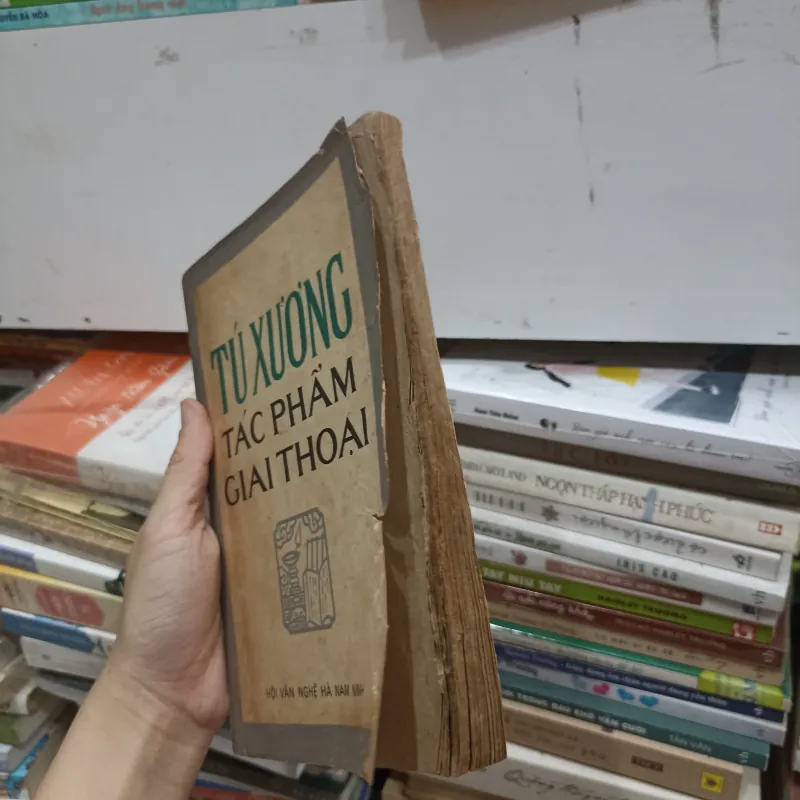 Tú xương - Tác phẩm giai thoại 🌻 753501