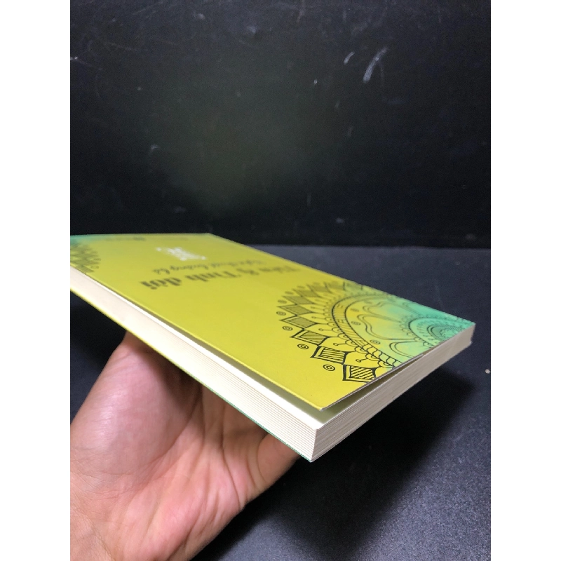 Tiền và tình đời nghệ thuật buông bỏ 2018 Thích Nhật Từ mới 85% HCM1311 912626