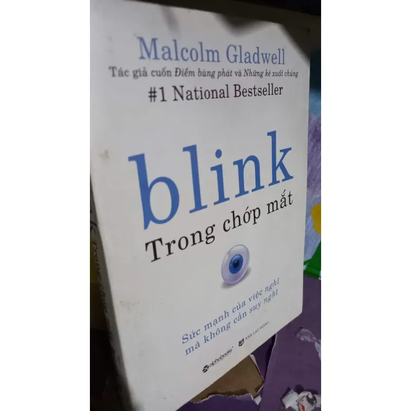 blink trong chớp mắt 1013513