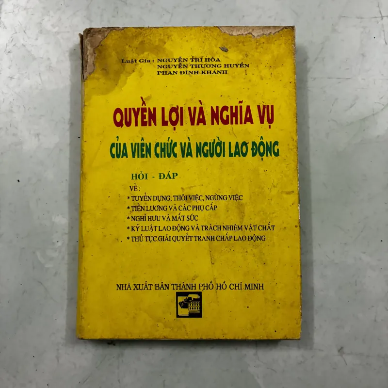 Quyền lợi và nghĩa vụ của viên chức và người lao động 1013057