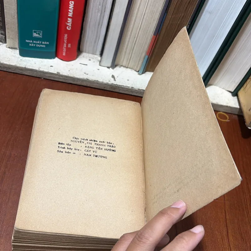 Sách Tôn Giáo: Cám Dỗ Cuối Cùng Của Chúa - NIKOS KAZANTZAKIS - Bích Phượng (Dịch) - 1988 778733