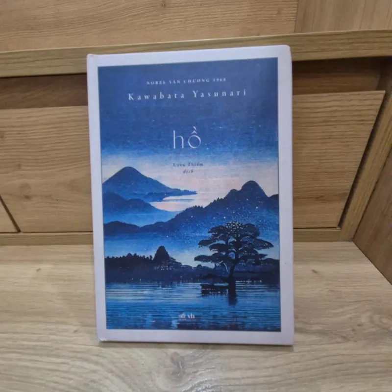 Sách "Hồ" của Kawabata Yasunari 754297