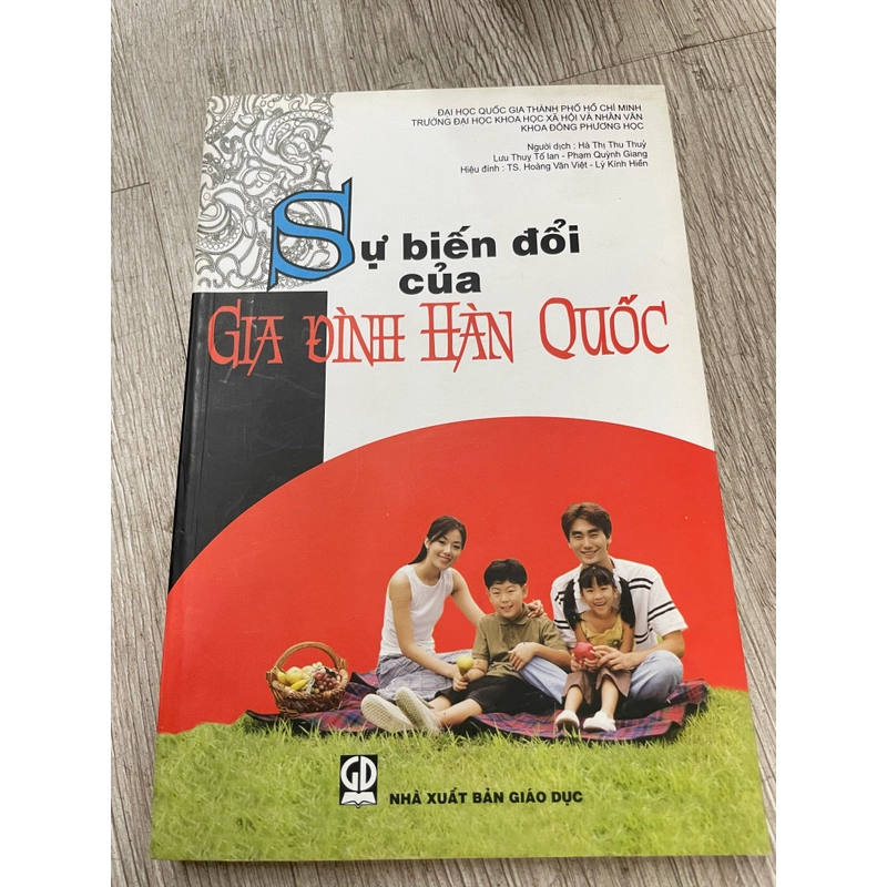 Sự Biến Đổi Của Gia Đình Hàn Quốc - NXB Giáo Dục .61 315881