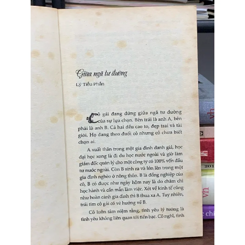 Nợ em một vòng tay — Nhiều tác giả 589393