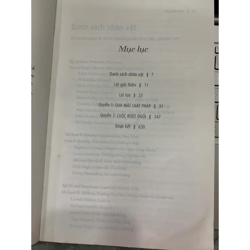 SÀO HUYỆT CỦA NHỮNG ÔNG TRÙM - JAMES B. STEWART 745451