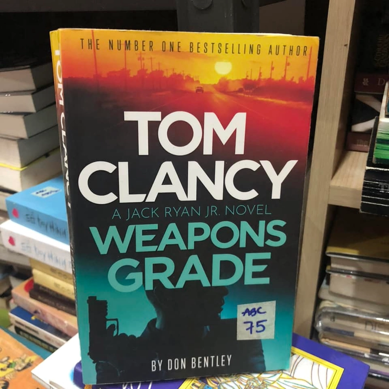 Weapons Grade - Tom Clancy 256610