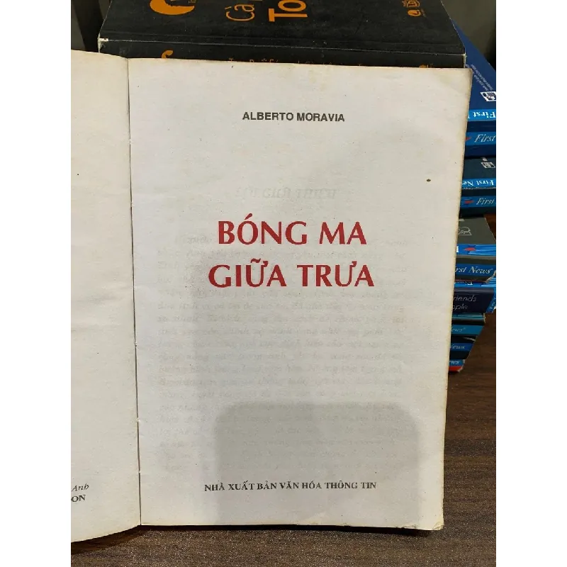 Bóng ma giữa trưa- Alberto Moravia 695895