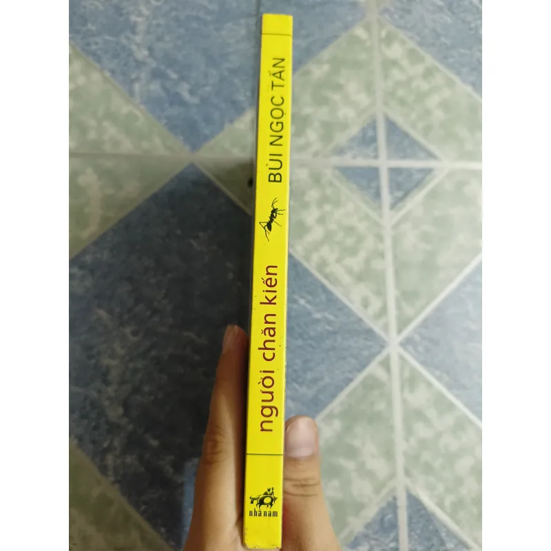 Người chăn kiến - Bùi Ngọc Tuấn 564413