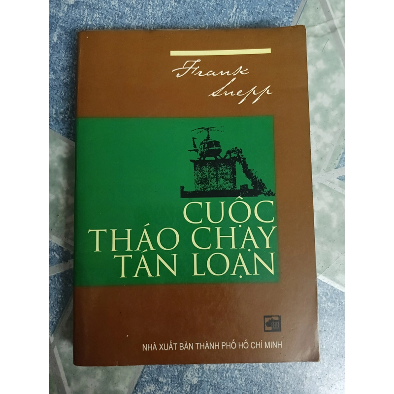 Cuộc tháo chạy tán loạn - Frank Snepp 543489
