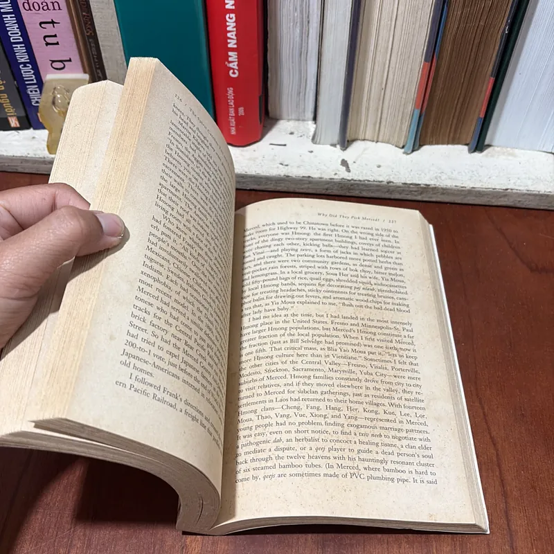 II English Books: The Spirit Catches You And You Fall Down - ANNE FADIMAN 724297