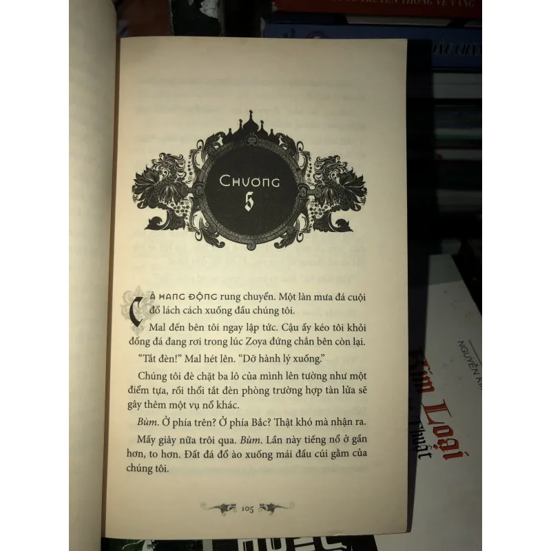 Từ điêu tàn trỗi dậy - Leigh Bardugo 999795