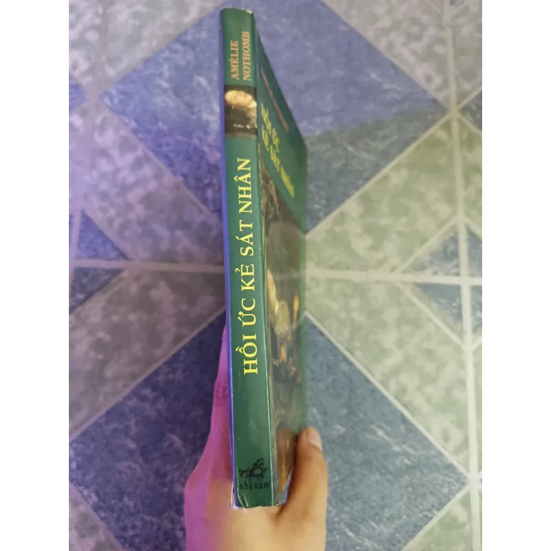 Hồi ức kẻ sát nhân - Amélie Nothomb 598307