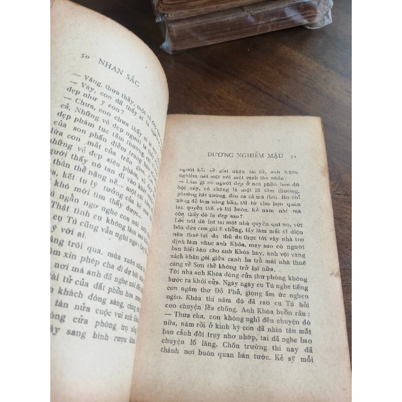 Nhan Sắc - Dương Nghiễm Mậu ( có chữ ký tác giả ) 127676