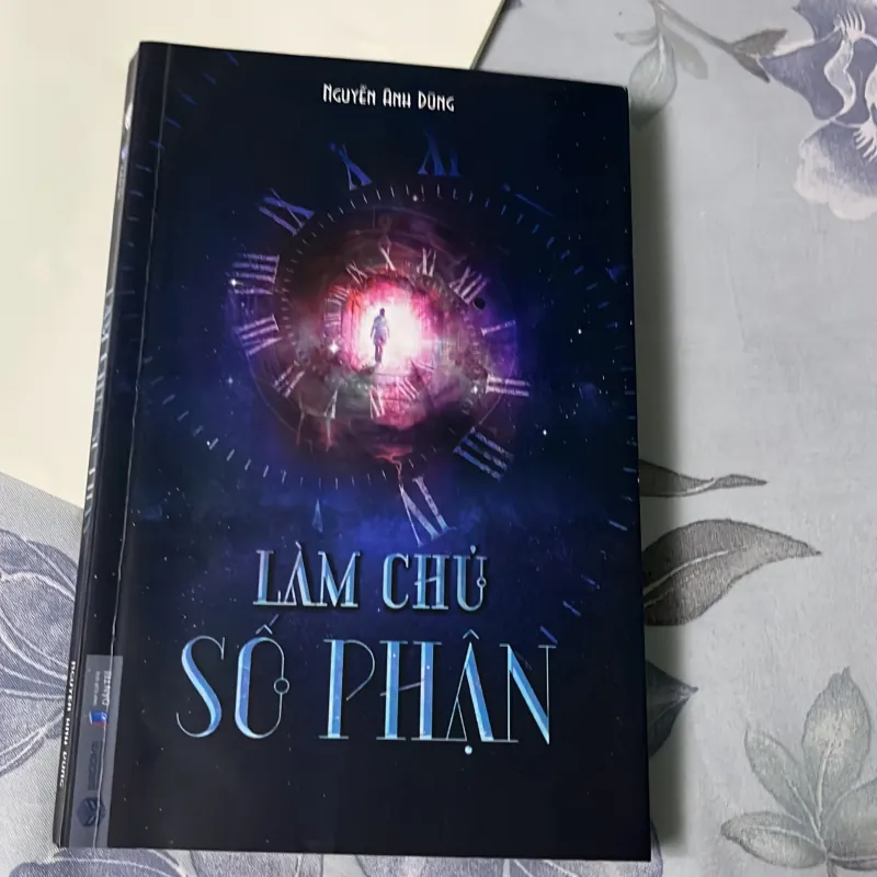 Sách làm chủ số phận 928179