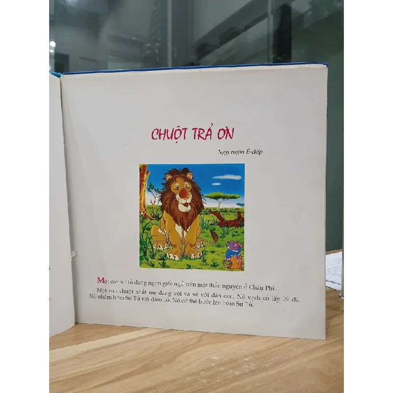 Xứ sở tấm lòng nhân hậu - Trịnh Xuân Hoành 561623