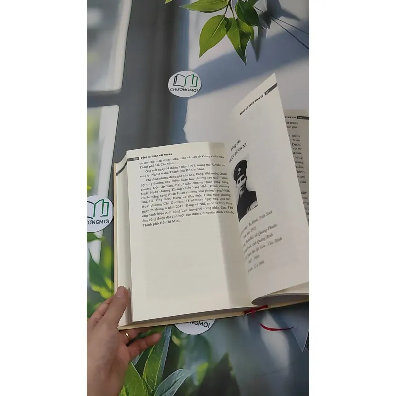 [MIỄN PHÍ BỌC SÁCH] Những Chiến Sĩ Cộng Sản Hào Kiệt Kiên Trung 2 990340