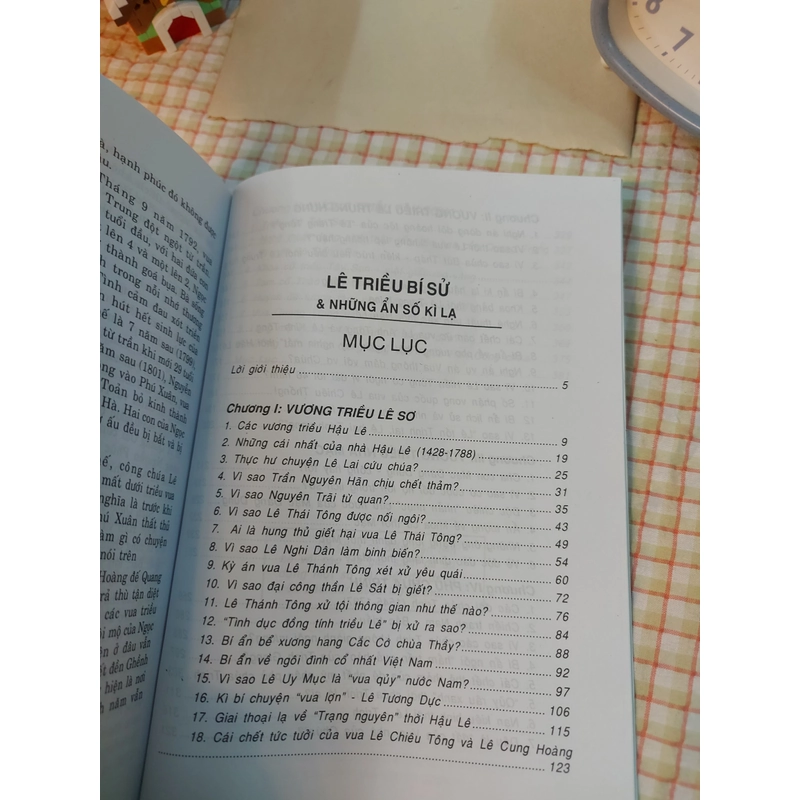 LÊ TRIỀU BÍ SỬ - NHỮNG ẨN SỐ KÌ LẠ 472353