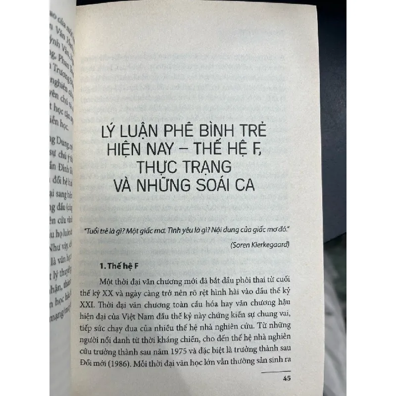 Văn học Việt Nam đổi mới - từ những điểm nhìn tham chiếu - Phan Tuấn Anh 674118