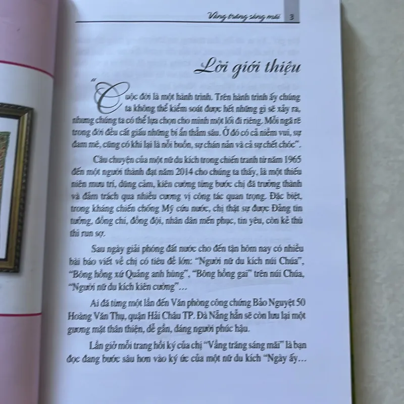 Vầng trăng sáng mãi - Nguyễn Vũ Minh Nguyệt 561444