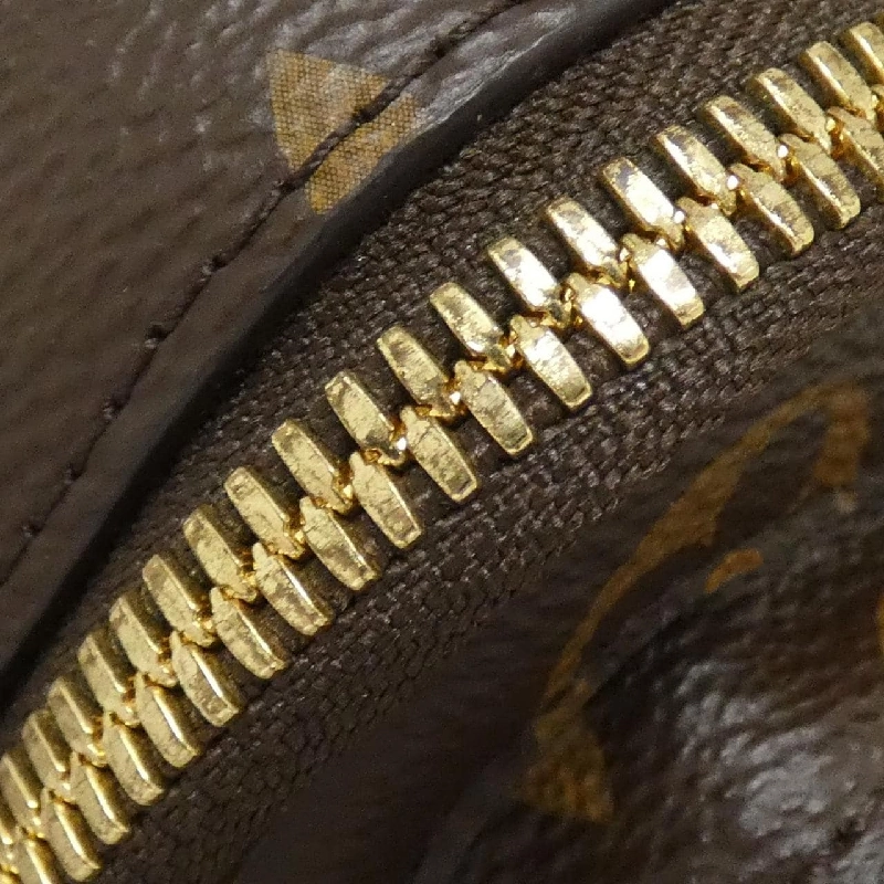 Túi đeo chéo Louis Vuitton Monogram Utility M80446 609235