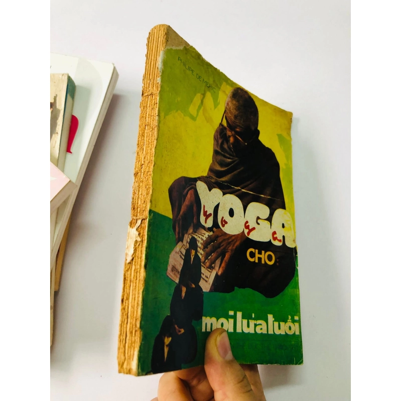 SÁCH YOGA  460457