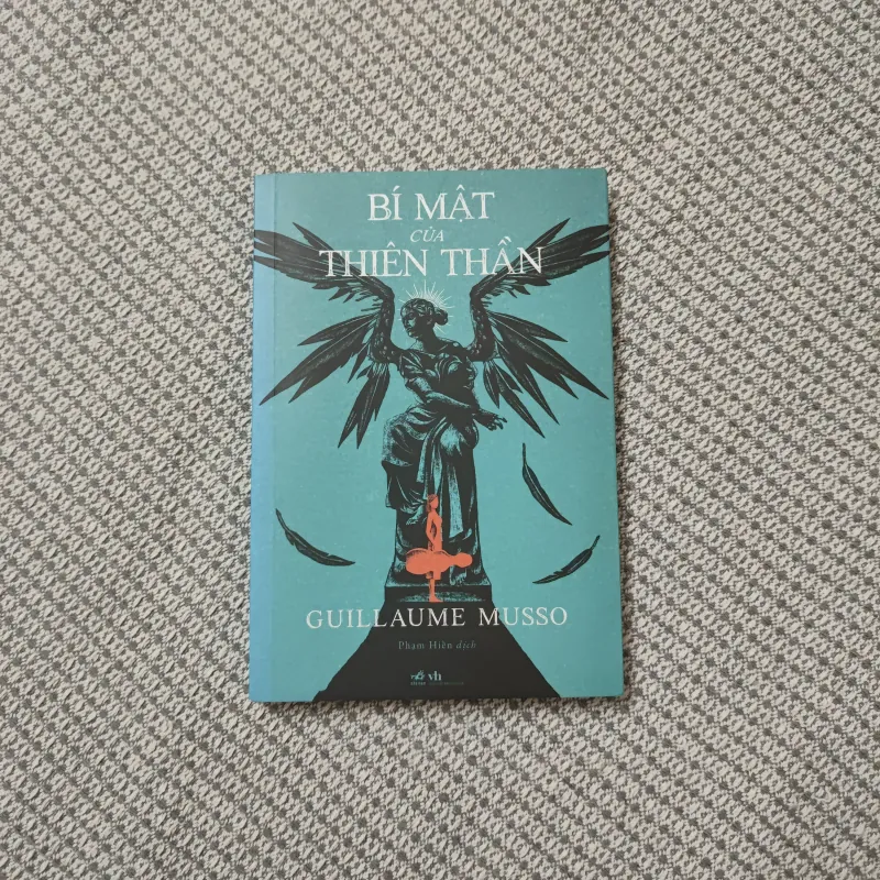Bí mật của thiên thần - Guillaume Musso 925380
