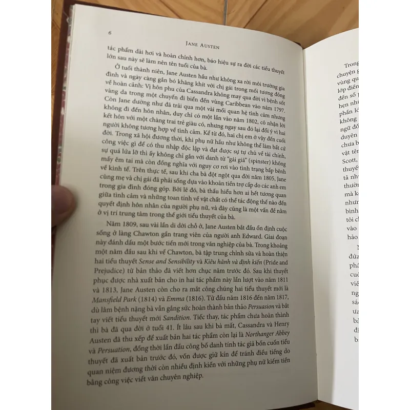 Kiêu hãnh và định kiến - sách decor bìa giả da 799643