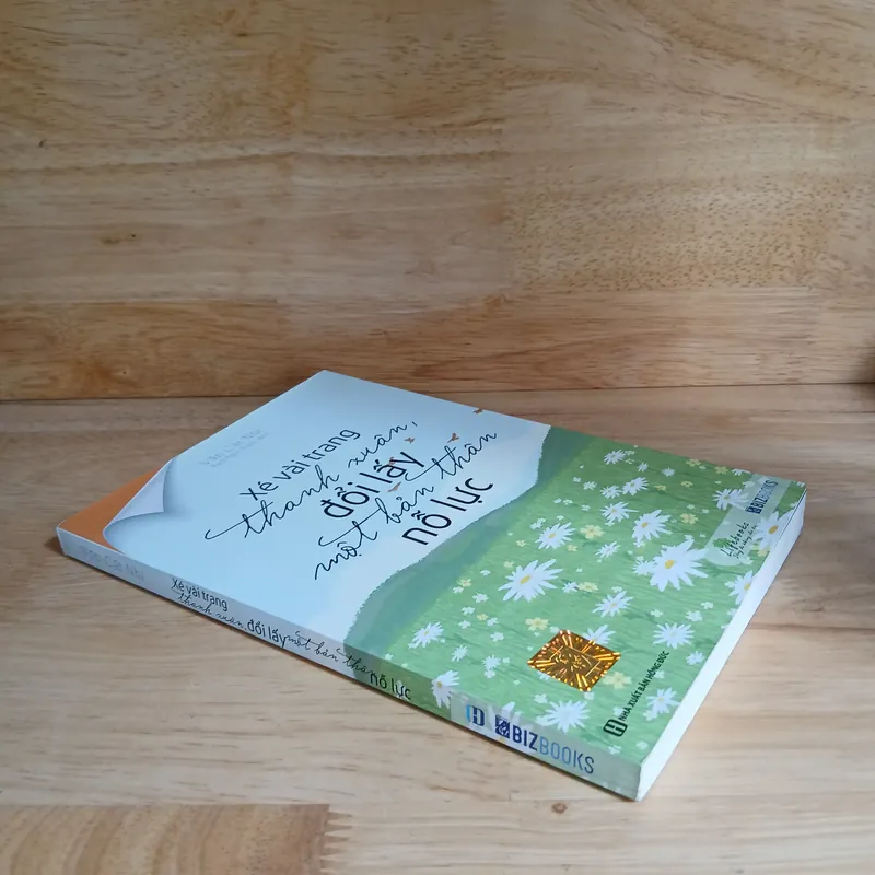 Xé Vài Trang Thanh Xuân Đổi Lấy Một Bản Thân Nổ Lực - Văn Cát Nhi 564165