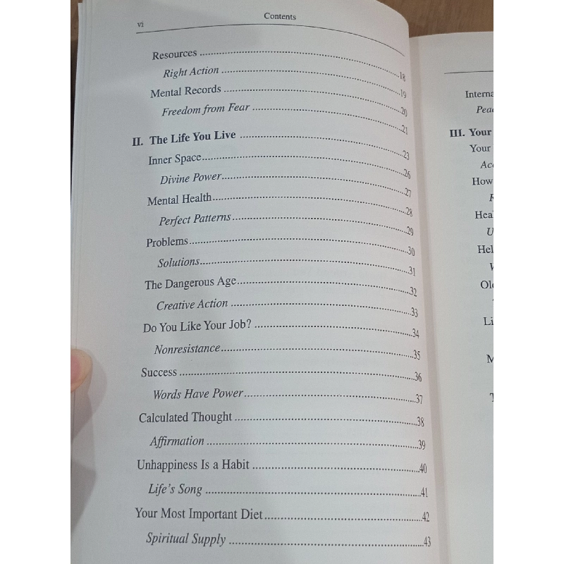 Thoughts are things - Ernest Holmes, Willis Kinnear 748797