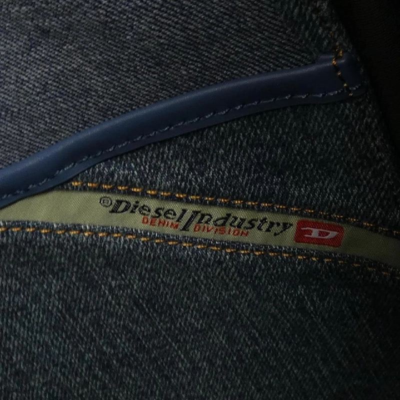 Túi DIESEL - Hàng hiệu Chính hãng 903046