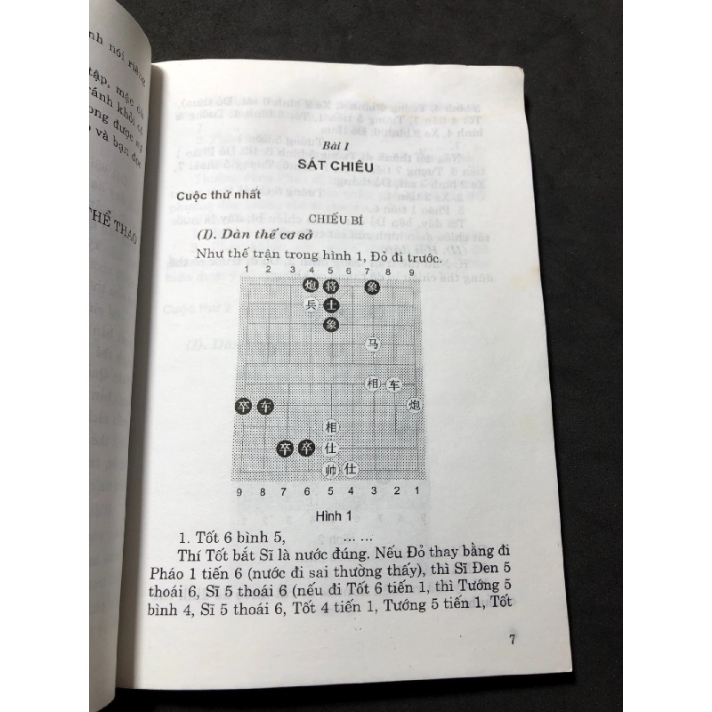 Thuật định thế tàn cuộc trong cờ tướng xe 2007 mới 80% bẩn nhẹ Văn Thái HPB0410 GIÁO TRÌNH, CHUYÊN MÔN 917423
