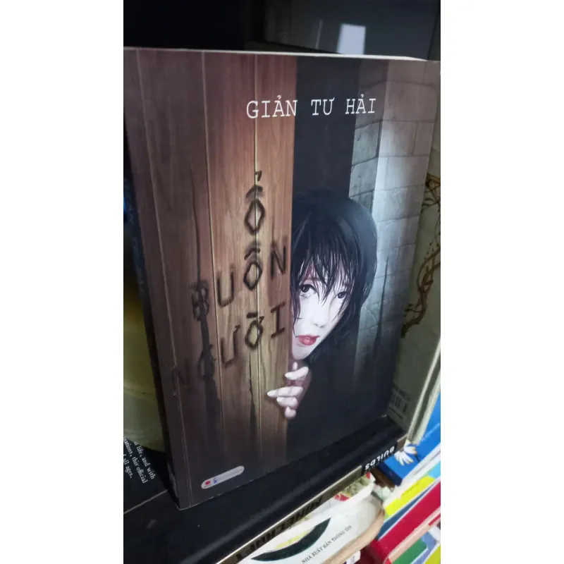 ổ buôn người 702865