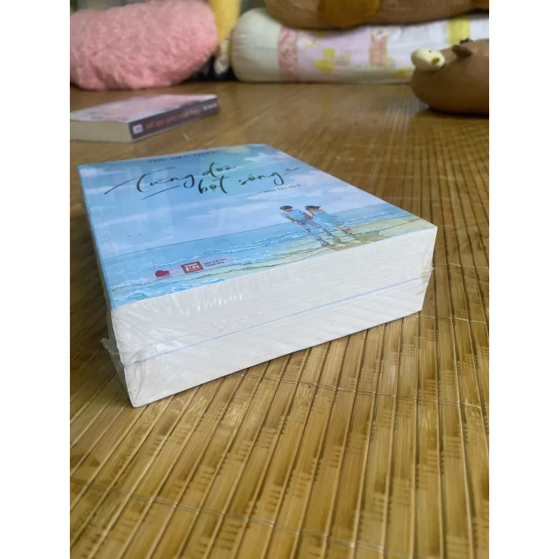 Từng đoá bọt sóng 1010260