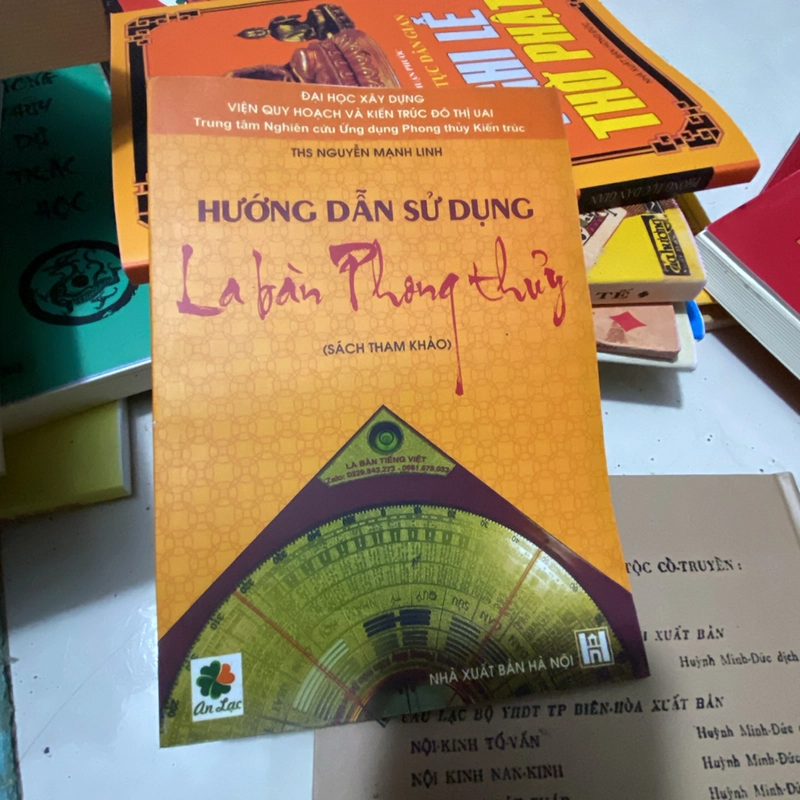 Hướng dẫn sử dụng là bàn phong thủy  376962