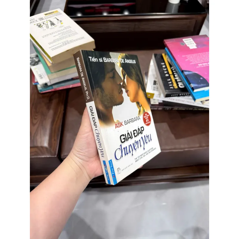 Giải Đáp Chuyện Yêu (Ask Barbara) - K4 1021093