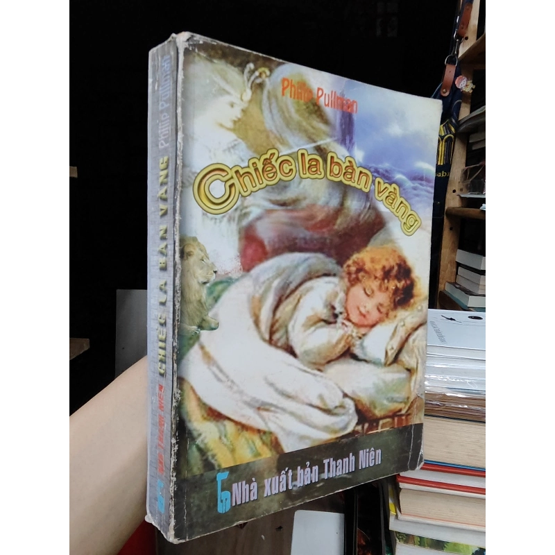 Chiếc La Bàn Vàng - Philip Pullman 1068892