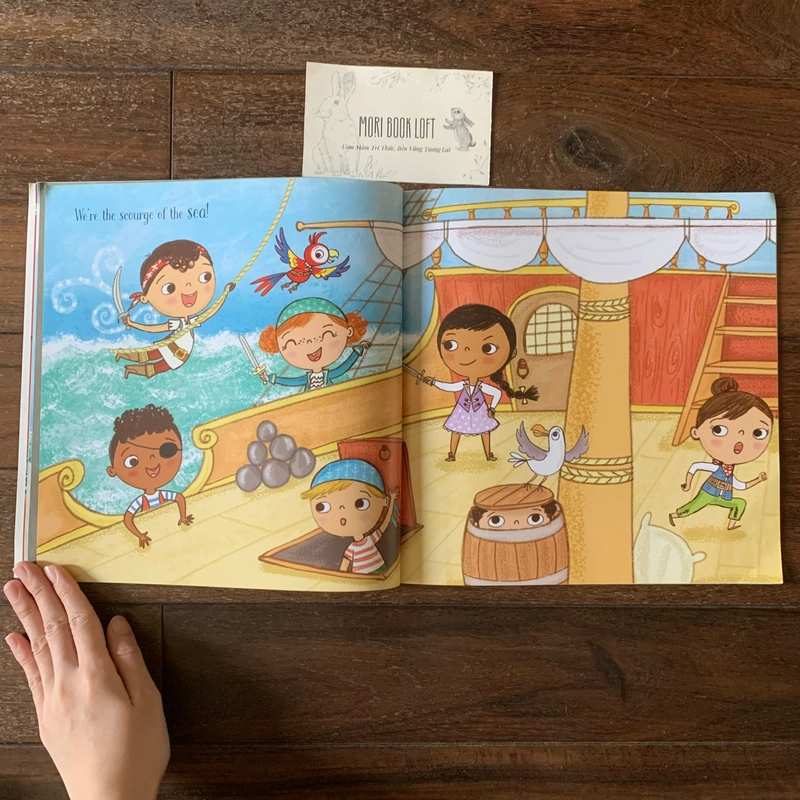 Sách ngoại văn Happy Birthday to You, Pirate – Sing along with the Story, Used 401235