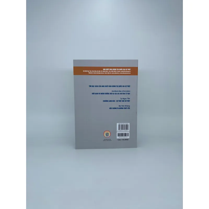 Bốn mươi lăm chân dung thầy và bạn 1044804