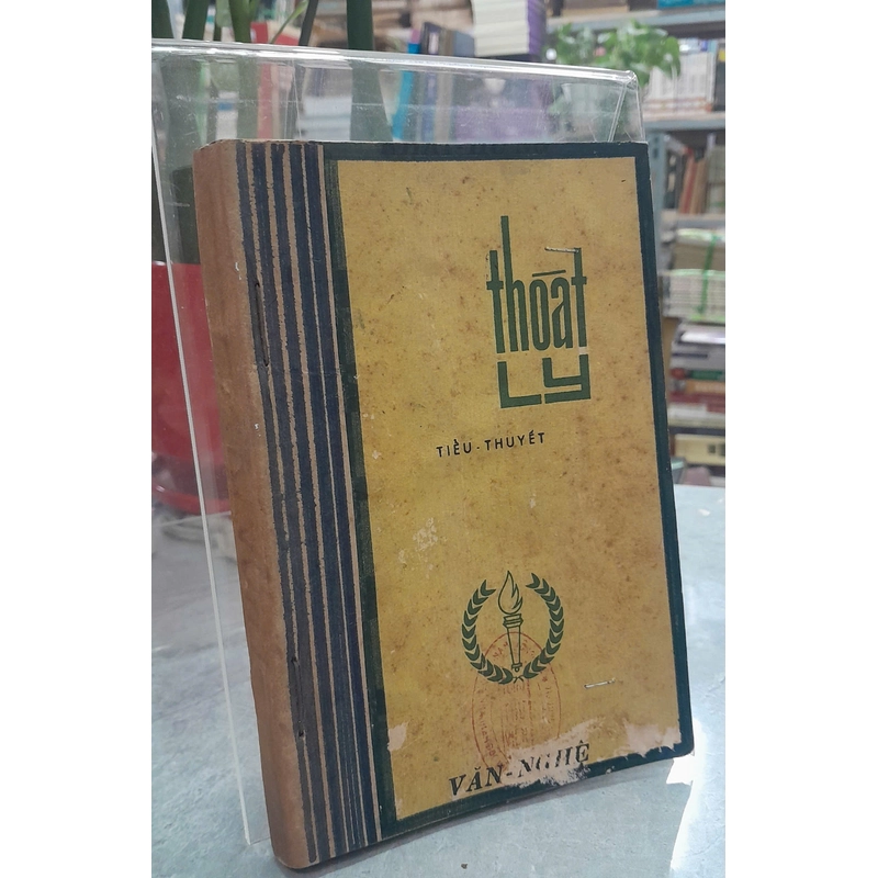 THOÁT LY - TIỂU THUYẾT 443162