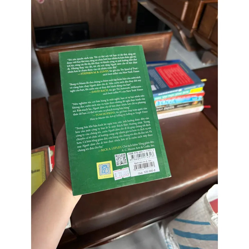 NGƯỜI DÁM CHO ĐI BÁN ĐƯỢC NHIỀU HƠN – Go-Givers Sell More | Bob Burg & John David Mann- K3 1004859