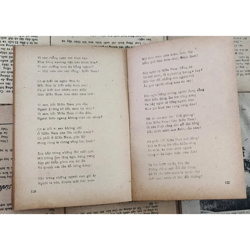 Tủ sách văn học mọi nhà, tuyển thơ Tố Hữu 708040