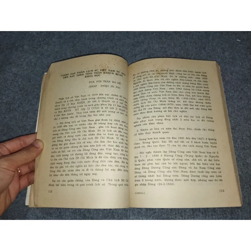 ĐỔI MỚI VIỆC DẠY, HỌC LỊCH SỬ. LẤY "HỌC SINH LÀ TRUNG TÂM" 698913