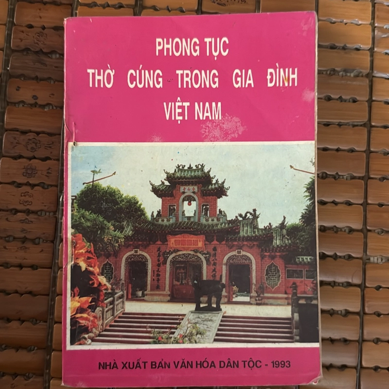 Phong tục thờ cúng trong gia đình Việt Nam - Toan Ánh 479389