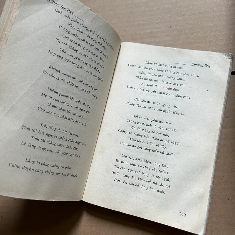 Ca dao tục ngữ Việt Nam 990241