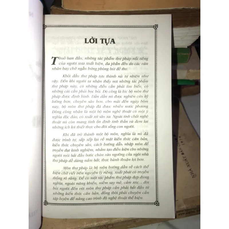 Thư pháp chữ Việt nhập môn - Nguyễn Bá Hoàn 1024556
