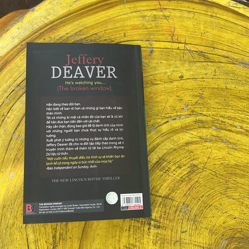 COMBO JEFFEREY DEAVER: DỮ LIỆU TỬ THẦN & HANG DÃ THÚ 748887