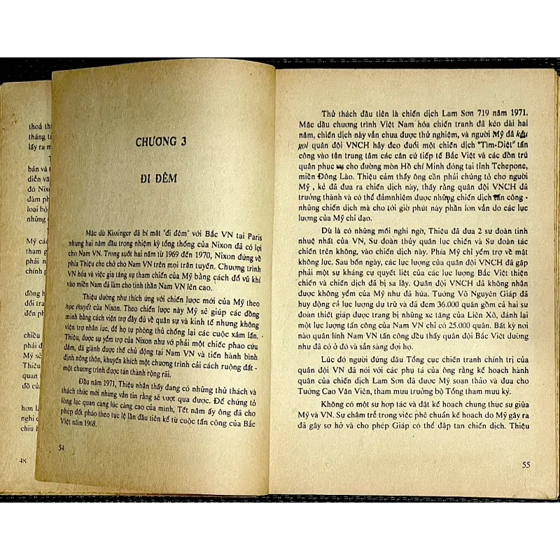 TỪ TÒA BẠCH ỐC ĐẾN DINH ĐỘC LẬP - Tác giả TS. NGUYỄN TIẾN HƯNG - JERROLD L.SCHECTER 1029896