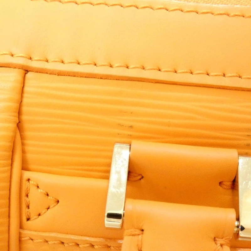 Túi Louis Vuitton Epi Danura PM M5891H 616899