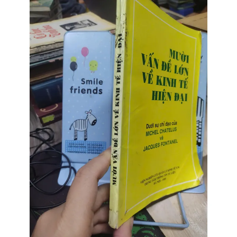 Sách: Mười vấn đề lớn về kinh tế Hiện đại (A3) Tác giả: Michel Chatelus và Jaques Fontanel 690011